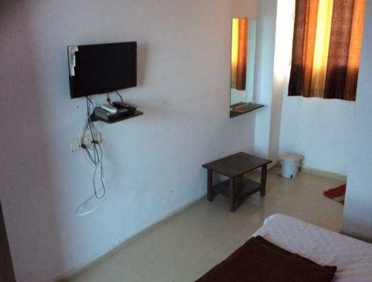 Hotel Manali Residency Gandhinagar Ngoại thất bức ảnh