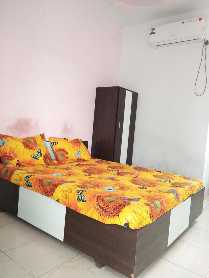 Hotel Manali Residency Gandhinagar Ngoại thất bức ảnh